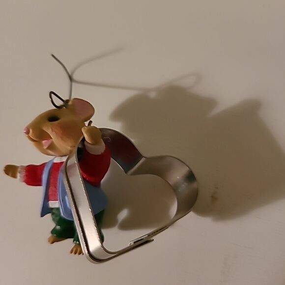 1998 Hallmark Keepsake Ornament - Picture 9 of 10